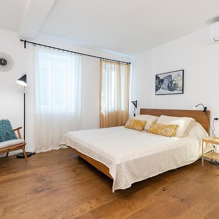 Stylish Studio Apartment By Irundo Rovinj Ngoại thất bức ảnh