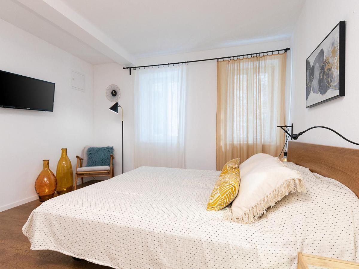 Stylish Studio Apartment By Irundo Rovinj Ngoại thất bức ảnh